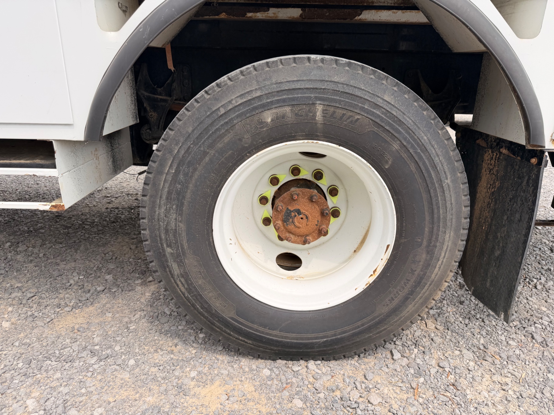 2019 International 7300 Terex bucket truck — IMG_3070.jpeg