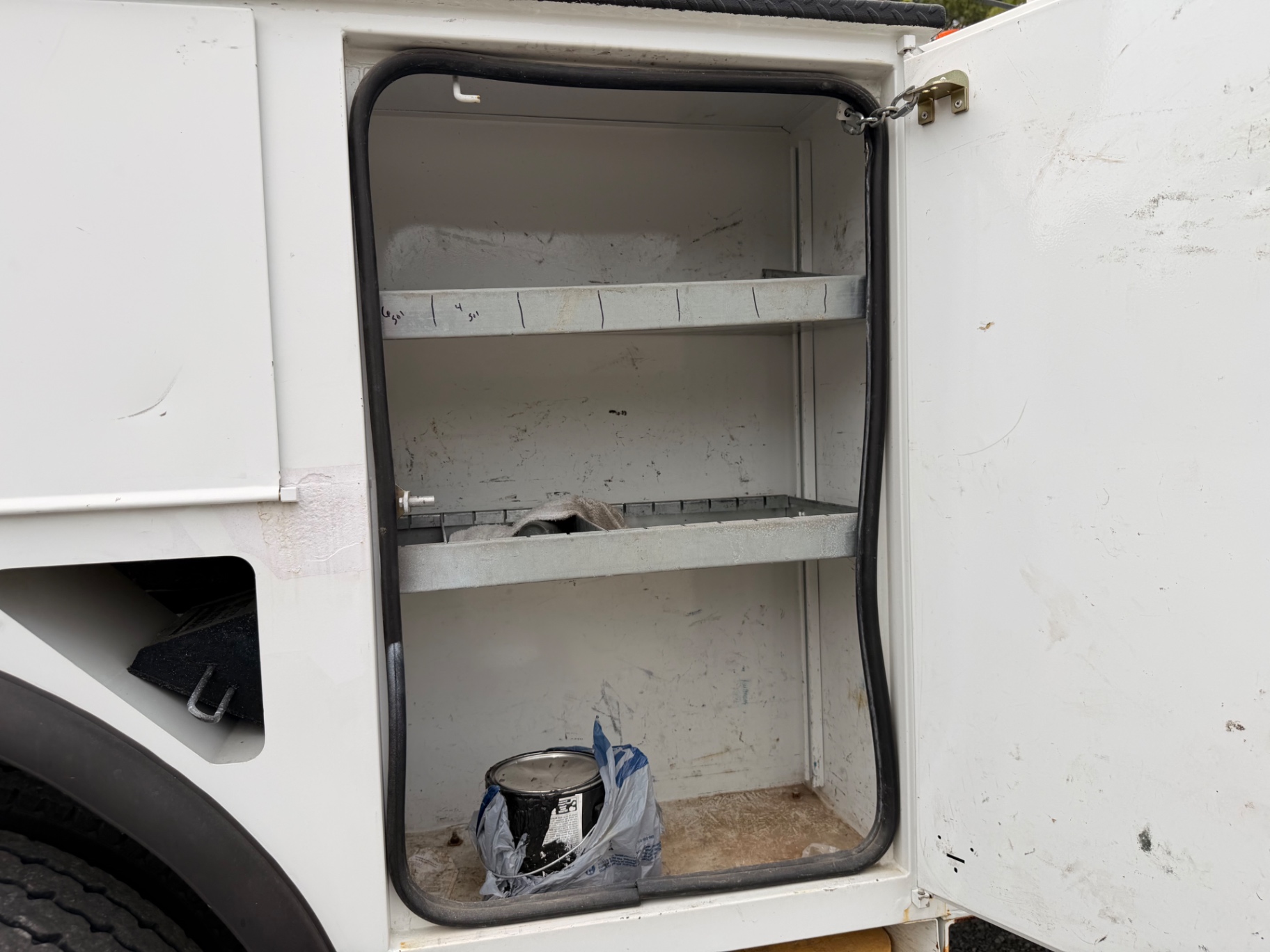 2019 International 7300 Terex bucket truck — IMG_3076.jpeg