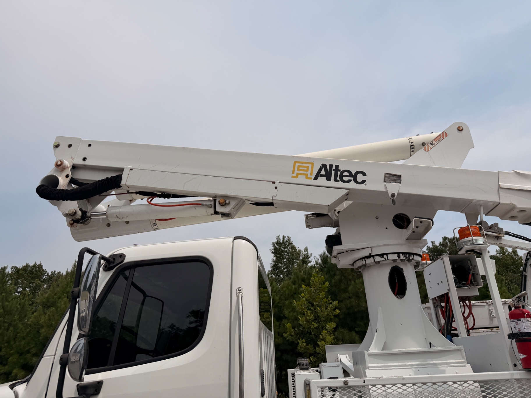 2018 Freightliner M2 106 Altec bucket truck