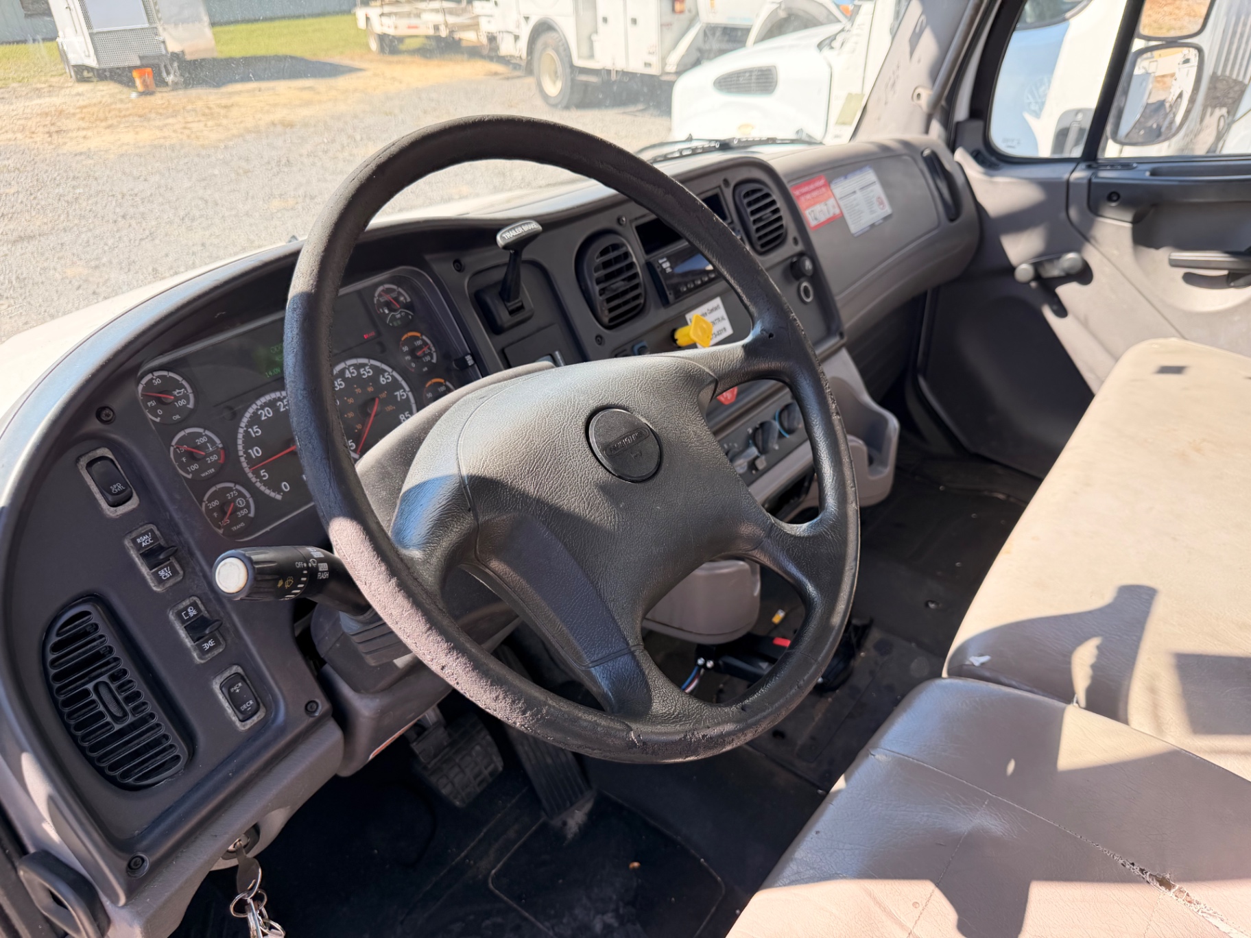 2018 Freightliner M2 106 Altec digger derrick