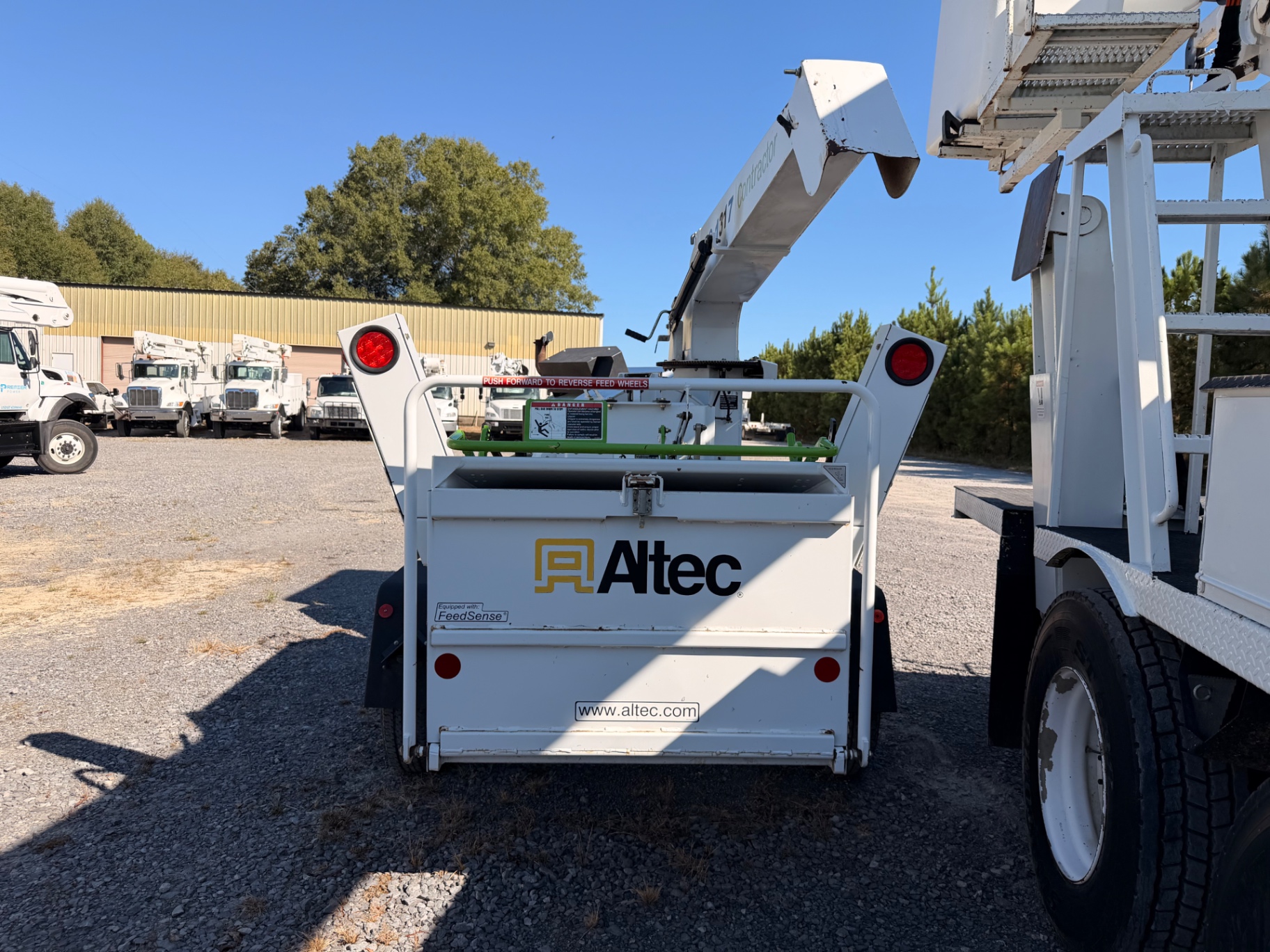 2020 Altec DC1317 chipper photo 4